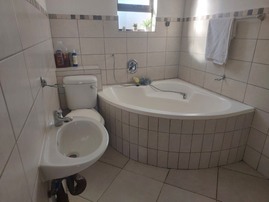 1 Bedroom Property for Sale in Brits North West